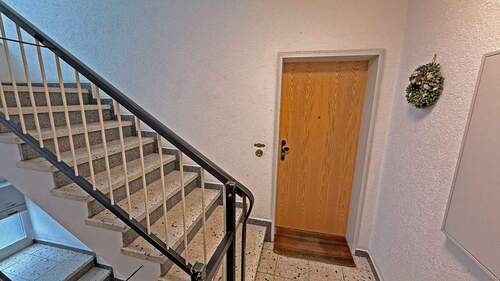 Hausflur - 3 Zimmer Etagenwohnung in Dinslaken