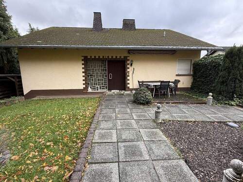 Eingangsbereich - 5 Zimmer Einfamilienhaus in Hilgert