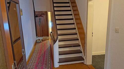 Treppenhaus zum Spitzboden - 