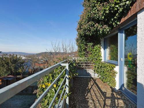 DG: Sonniger Balkon mit toller Aussicht - 