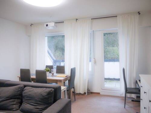 Freundlich hell - Gepflegte, helle 4-Zimmer-Dachgeschosswohnung