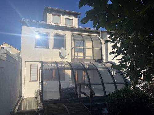 Ansicht - Reihenendhaus mit 123,70 m² in Leonberg zum Kaufen