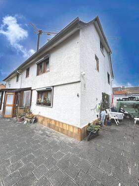 Außenansicht - 4 Zimmer Doppelhaushälfte zum Kaufen in Hanau