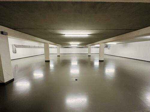 Tiefgarage - 