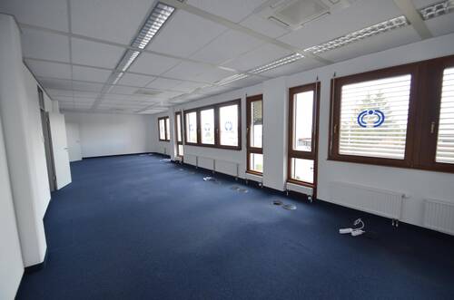 Großraumbüro 2 - Büro zur Miete in Böblingen