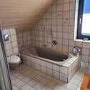 Bad mit Badewanne - 