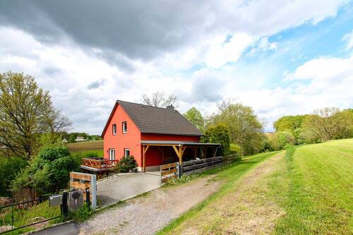 Umgeben von Ruhe und Natur - 