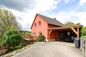 Hausansicht - Zuhause in ruhiger, naturnaher Lage - bezugsfreies Einfamilienhaus