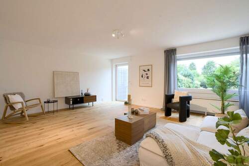 Wohnzimmer (Originalfoto) - Sofort einziehen - Reihenhaus mit großem Garten und Garage in Langenfeld Richrath