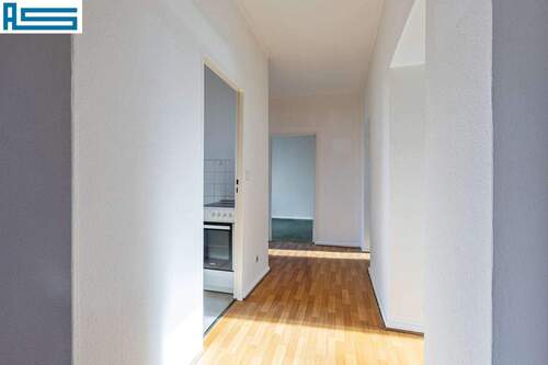 Blick den Flur entlang - 