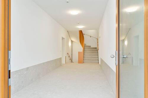 Hauseingangsbereich - 3 Zimmer Etagenwohnung in Berlin / Weißensee