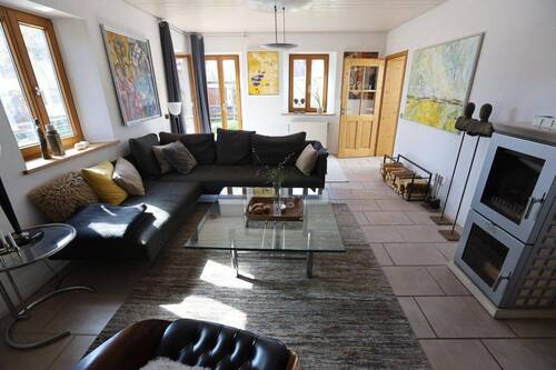 Wohnb. – großzügig & gemütlich - 