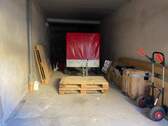 Garage 2 PKW möglich (ca. 3 x 10 m) - 