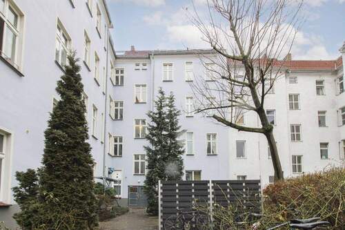 Rückseite Gebäude - 