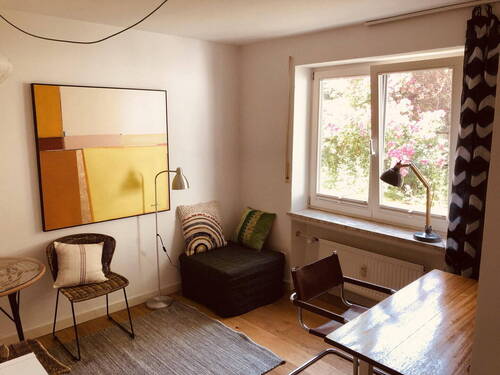 Gäste-Arbeitszimmer mit WC - 