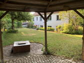Pavillon mit Feuerstelle - 