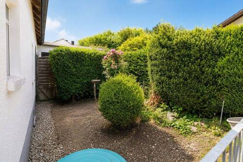 Gartenbereich hinter dem Haus - 
