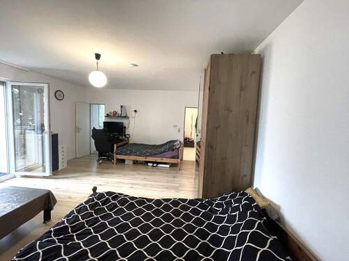 Blick in das Wohnzimmer 3 - 