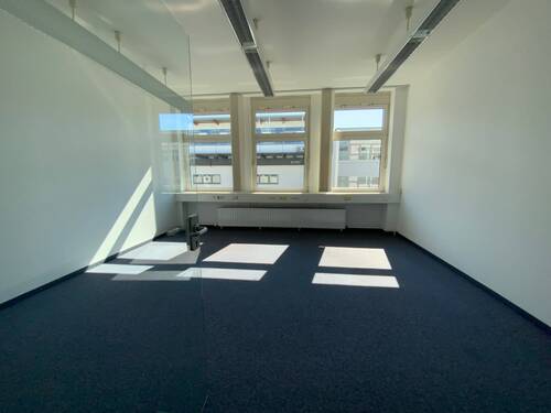 Bürobeispiel - 6 Zimmer Büro zur Miete in Sindelfingen