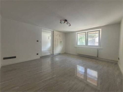Zimmer 3 - 