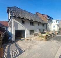 Viel Platz, viele Zimmer & viel Ruhe. Großzügiges Einfamilienhaus samt Garage - Uslar / Gierswalde