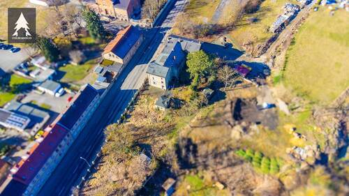 Luftaufnahme - Mehrfamilienhaus, Wohnhaus mit 480,00 m² in Wegeleben zum Kaufen