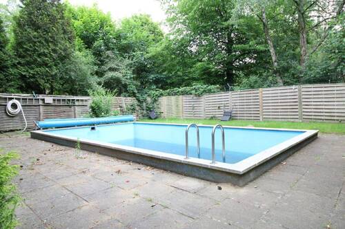 Pool - 2 Zimmer Etagenwohnung zum Kaufen in Hamburg