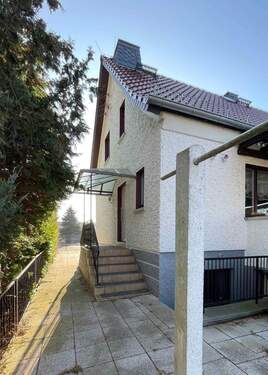 Seitenansicht.jpg - Einfamilienhaus mit 115,00 m&sup2; in Bad Salzungen zum Kaufen