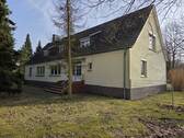 Haupthaus vordere und re Seite - 1 Zimmer Einfamilienhaus zum Kaufen in Glewitz