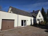 Seite m Einl.whg. und Garage - 1 Zimmer Einfamilienhaus in Glewitz