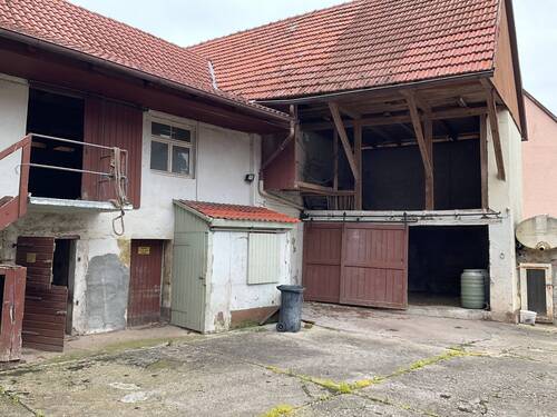 Nebengebäude - Einfamilienhaus mit 223,20 m² in Trappstadt zum Kaufen