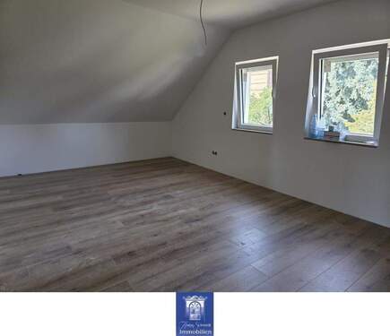 Arbeiten - 4 Zimmer Einfamilienhaus in Großräschen