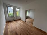 Wohnen / Essen - 5 Zimmer Etagenwohnung in Nürnberg