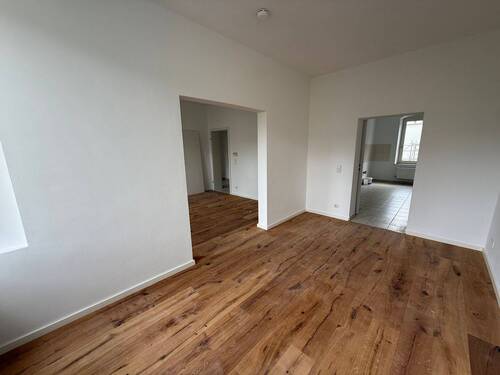 Wohnen / Essen - Etagenwohnung mit 116,70 m&sup2; in Nürnberg zum Kaufen