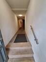 Hauseingang Treppenhaus - 