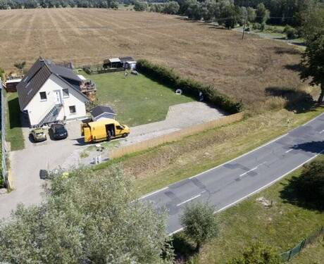 Straßenlage - Mehrfamilienhaus, Wohnhaus mit 200,00 m&sup2; in Mölschow zum Kaufen