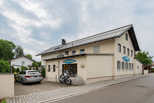 Herzlich Willkommen - 4 Zimmer Mehrfamilienhaus, Wohnhaus zum Kaufen in Oberhaching