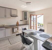 Charmante 2-Zimmer-Wohnung mit Balkon - frisch renoviert in Markt Schwaben Charmante 2-Zimmer-Wohnung mit Balkon - frisch renoviert in Markt Schwaben