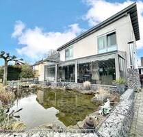 Architektenhaus und Mehrfamilienhaus auf großem Grundstück in gefragter Wohnlage - Neuss Rosellen