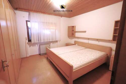 Platz genug im Schlafzimmer. - 