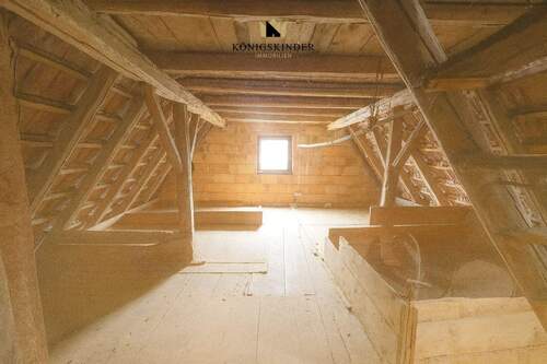 Hoch ins Dachgeschoss - 