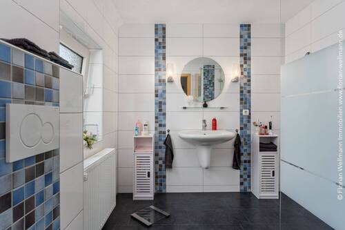 Badezimmer Vorderhaus - 