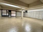 Tiefgarage - 