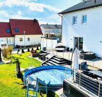 Exklusives Einfamilienhaus mit Pool & Gartenparadies - hochwertiges Wohnen nahe Augsburg! - Zusamaltheim
