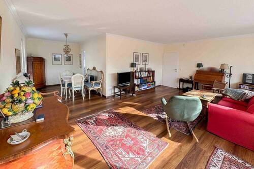 Wohnzimmer - 4 Zimmer Einfamilienhaus zum Kaufen in Pyrbaum