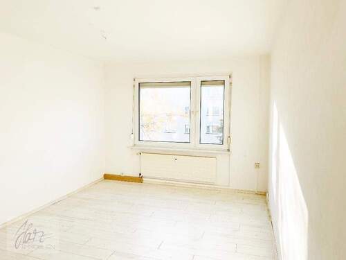 Wohnzimmer - Etagenwohnung mit 57,00 m² in Zeithain zum Kaufen