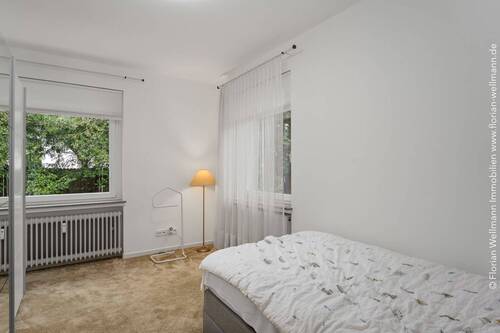 Schlafzimmer EG - 