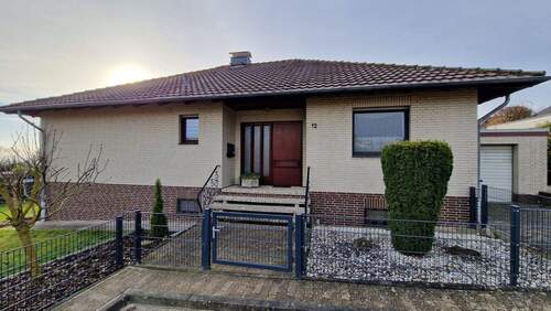 Objektansicht - Freistehend. Frei. Für dich. - 285.000,00&nbsp;EUR Kaufpreis, ca.&nbsp; 120,00&nbsp;m&sup2;&nbsp;Wohnfl&auml;che