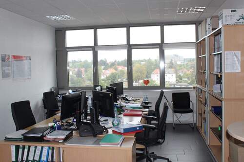 Büro 4 - 