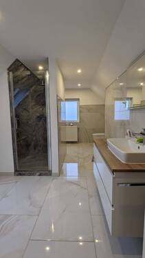 Badezimmer1 OG. - 